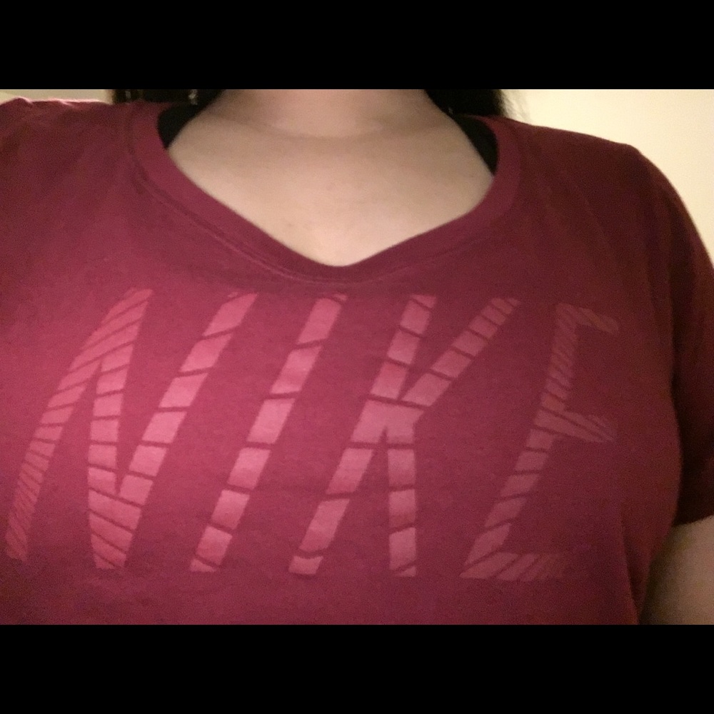 Nike Tee - Picture 3 of 3